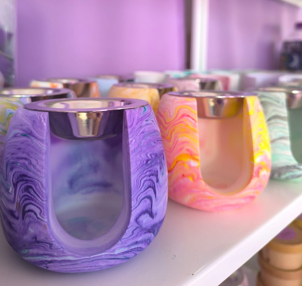 Quemador de resina ecológica hecho a mano para wax melts y ceras aromáticas en el hogar